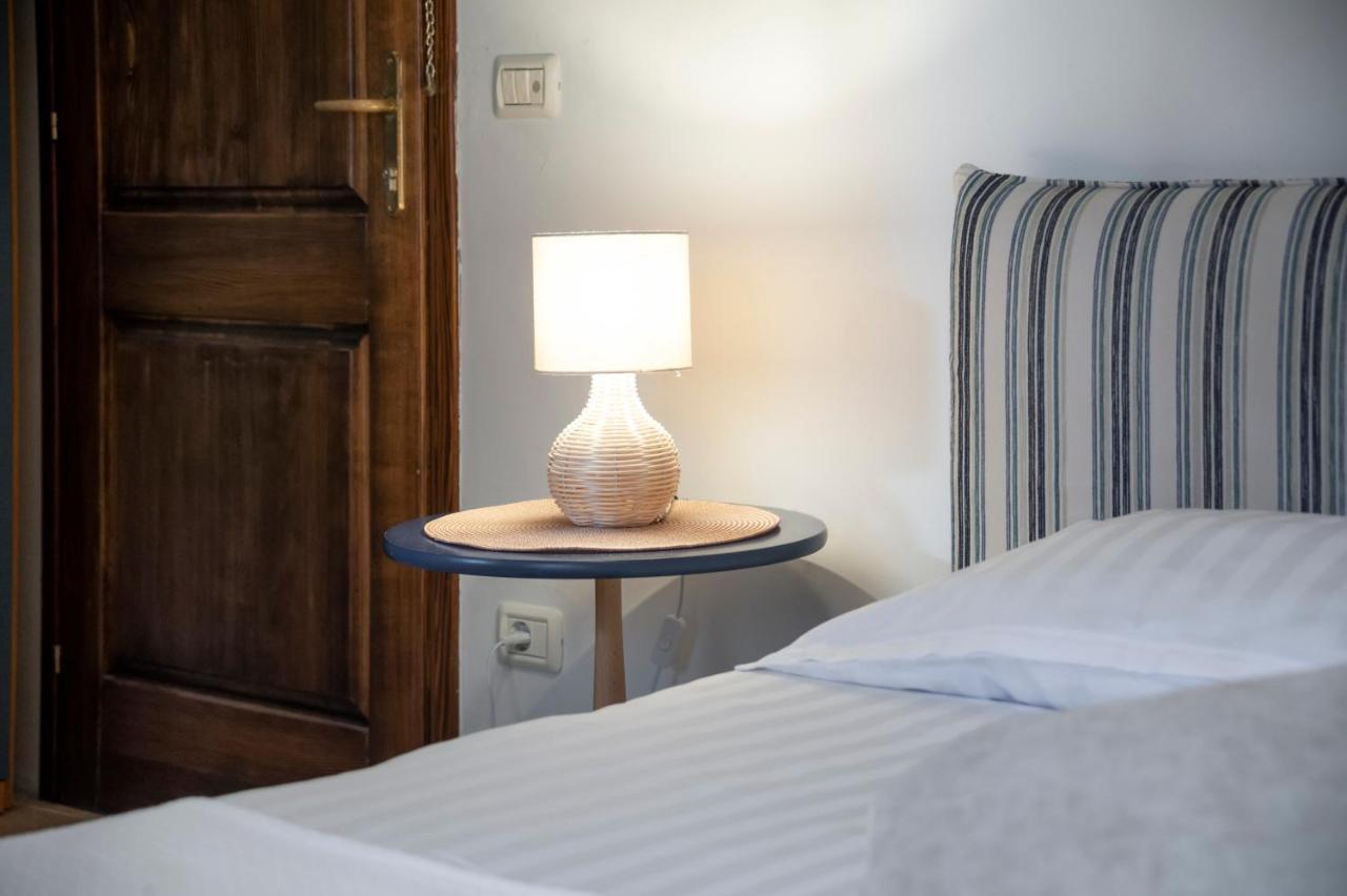 Revera Rooms Ровинь Экстерьер фото