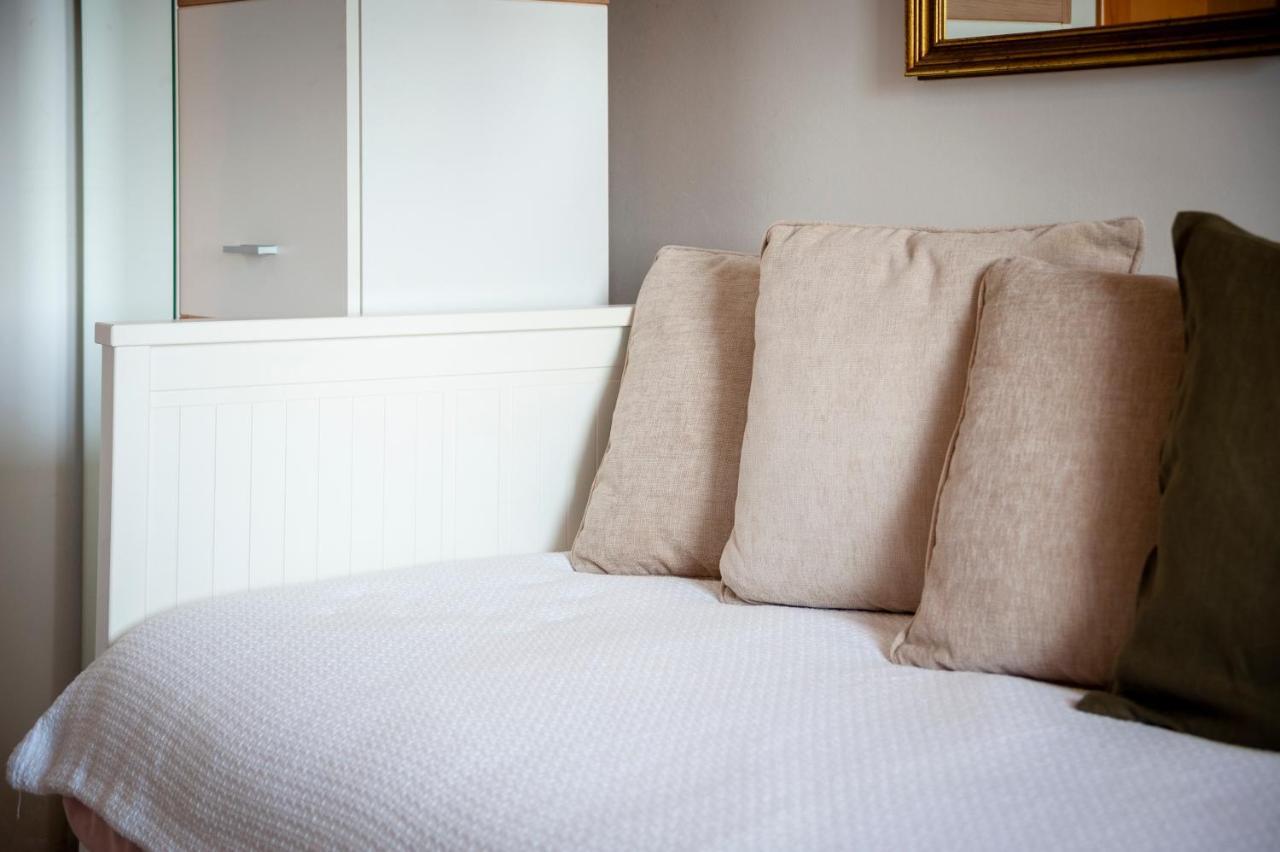 Revera Rooms Ровинь Экстерьер фото