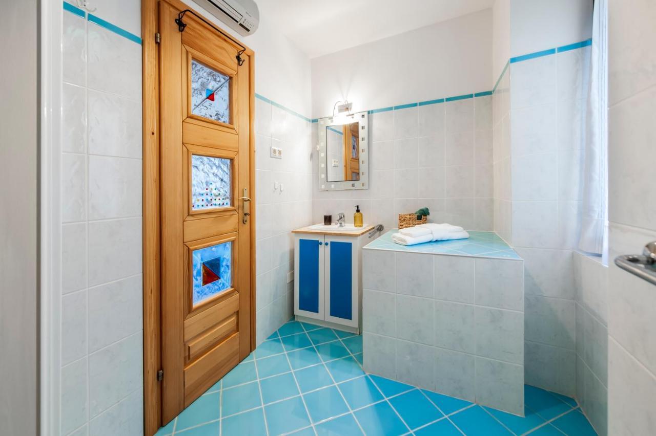 Revera Rooms Ровинь Экстерьер фото